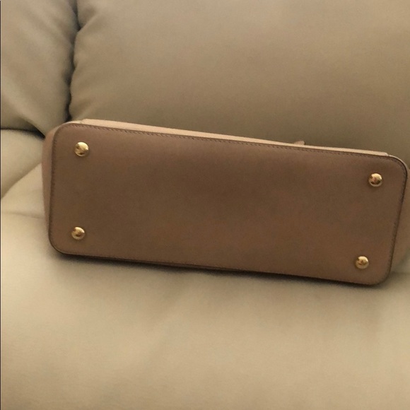 Michael Kors Jetset Tote - Picture 3 of 4